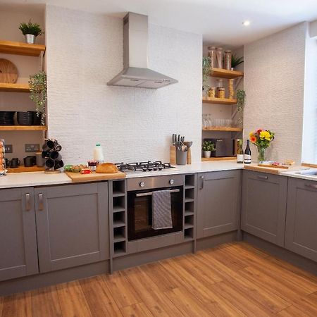 Oxford Street Grand Apartment Southampton Buitenkant foto