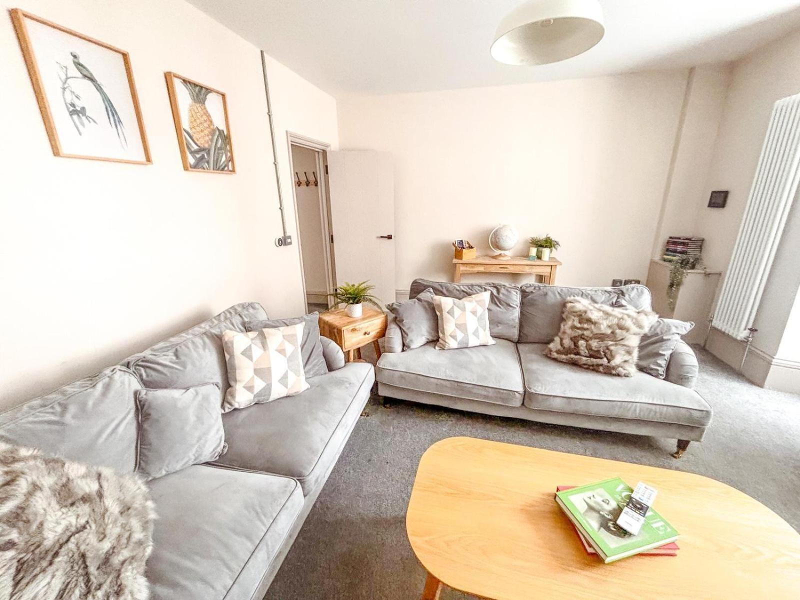 Oxford Street Grand Apartment Southampton Buitenkant foto